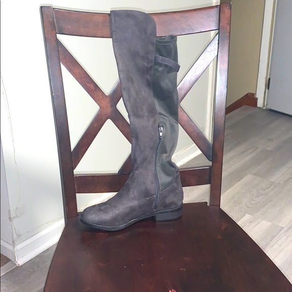 Suede Knee High Boots - Picture 6 of 7